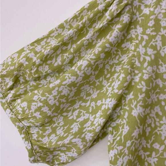 MOTEL Monali Playsuit Crinkle Botanic Mint Foam Size S - Picture 4 of 4